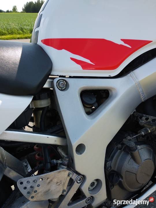 HONDA CBR 900 RR Fireblade Wyjątkowa SC28 biały