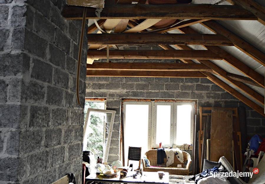 działka budowlana w Wieliczce o pow 9ar budynek 900m2 małopolskie Wieliczka