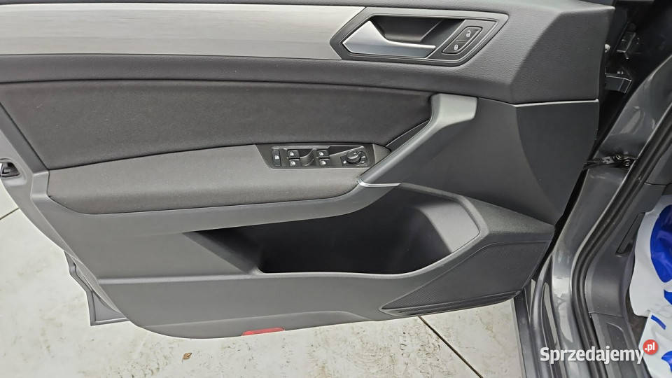 Volkswagen Touran 15 TSI EVO Comfortline Z 90000km mazowieckie Warszawa