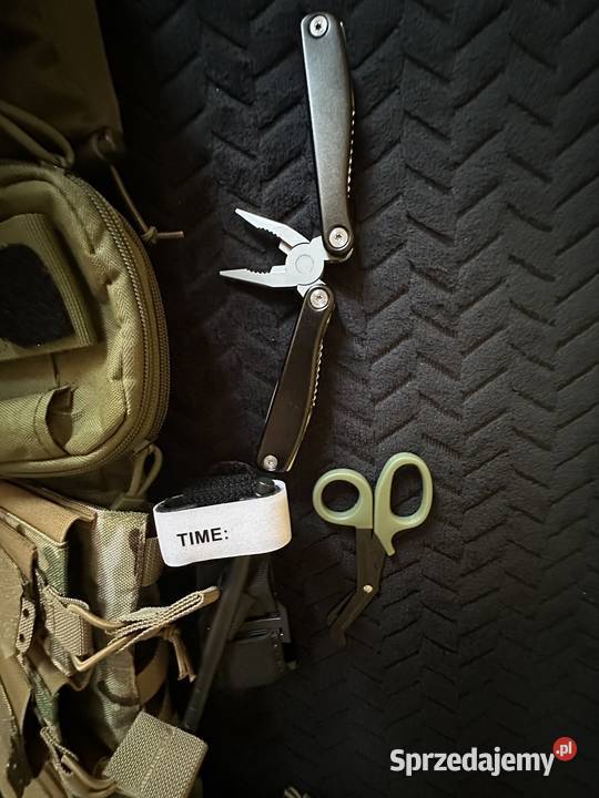 Pas taktyczny z wyposażeniem multitool ładownice mazowieckie