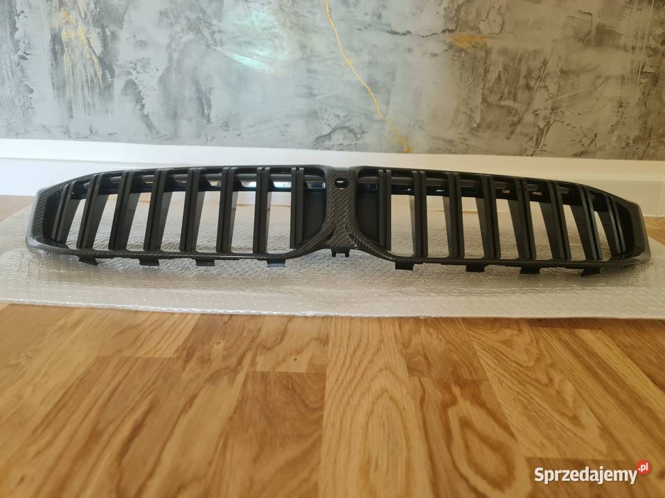 Atrapa grill nerki chłodnicy carbon do BMW serii sprzedam