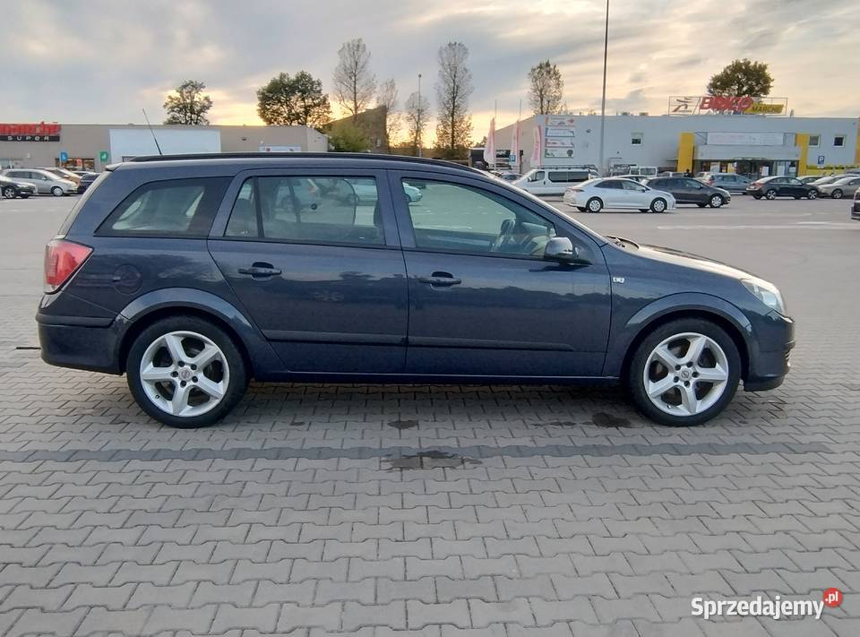 Opel Astra 2006 18 140 Oryginalny lakier Zduńska Wola