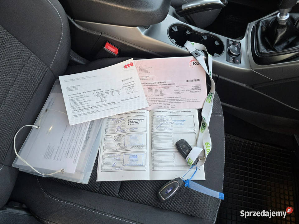 Ford Kuga zadbany zarejestrowany NISKI PRZEBIEG Rok produkcji 2014 Czarnków