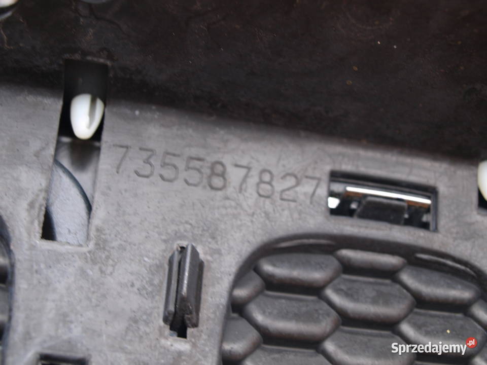 Jeep Renegade grill chrom atrapa przód 2014 Karoseria Kalisz