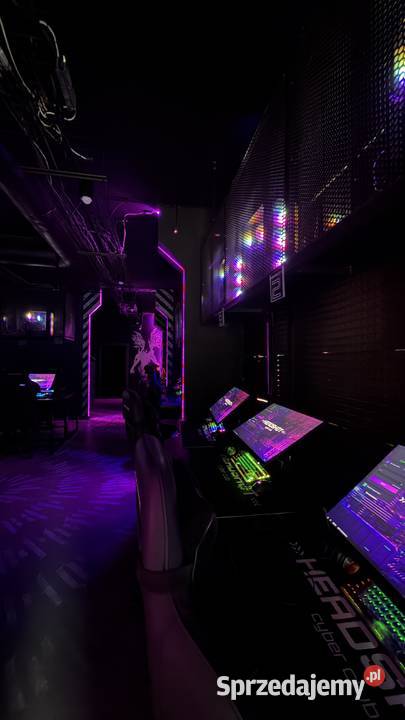 Dochodowy klub gamingowy HEADSHOT30 Pozostałe Pozostałe Warszawa sprzedam