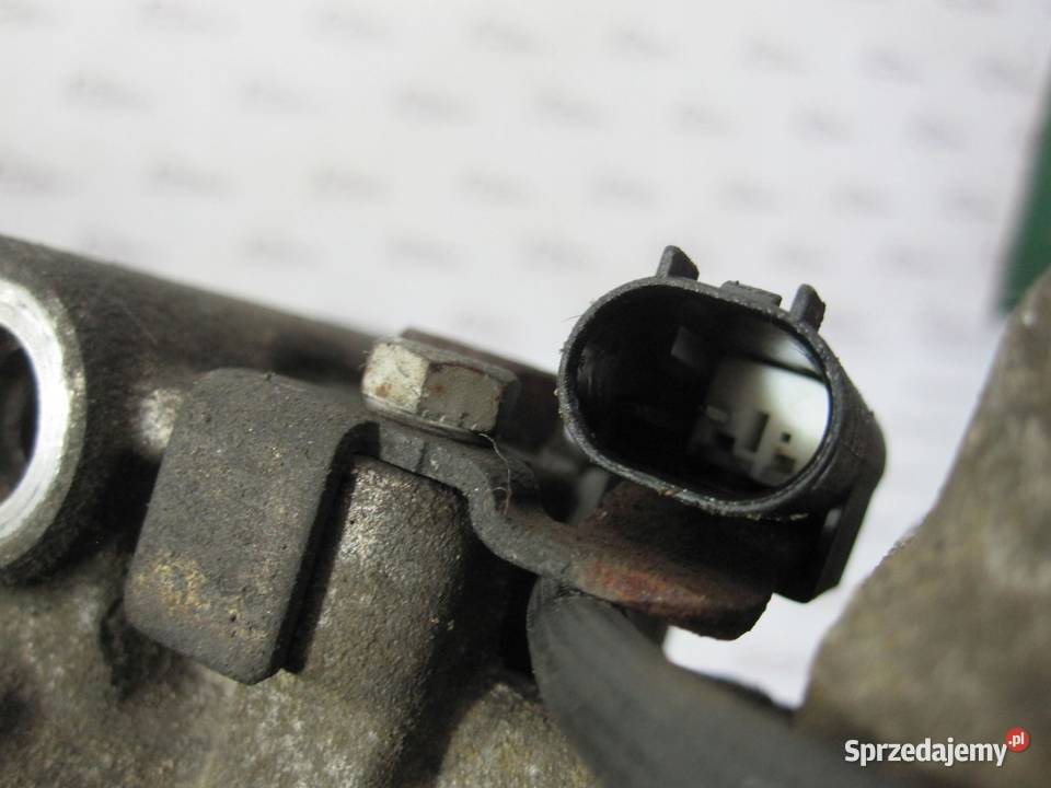 MERCEDES E 18 271941 163 03r sprężarka