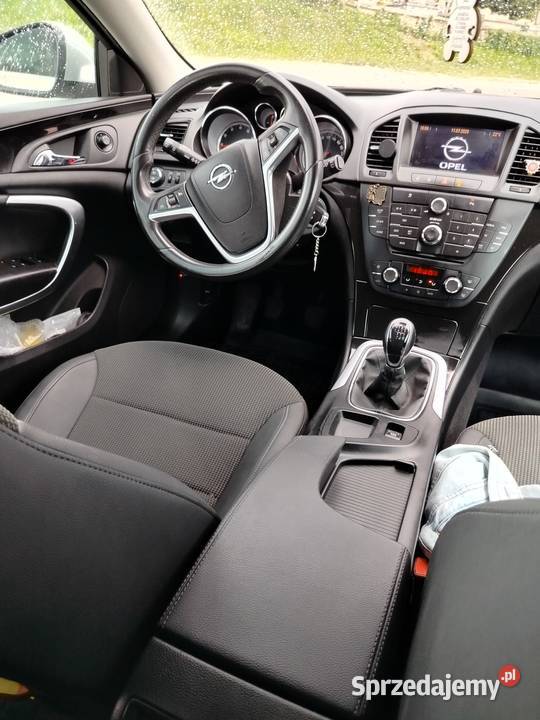 Opel Insignia 18 140 2010r Benzyna Gaz 4/5 Staszów sprzedam