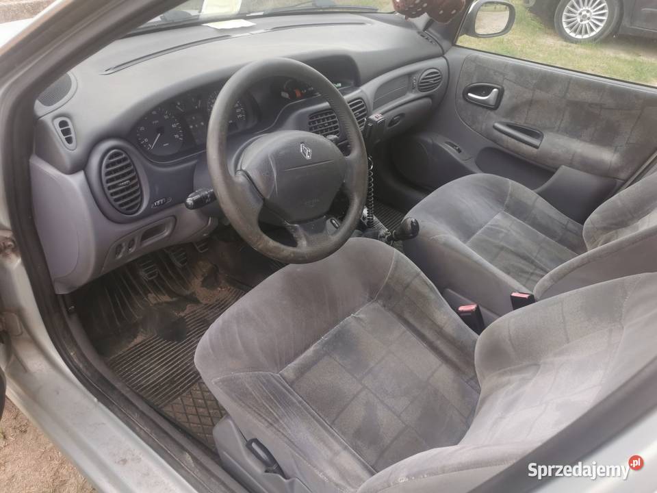 Renault Megane I 14 16v 2001r