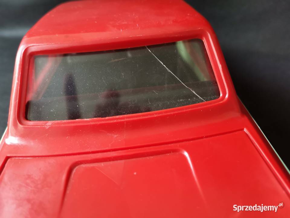 Stara plastikowa zabawka PRL Polski Fiat 125 p śląskie Katowice