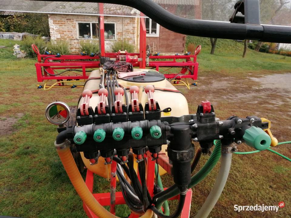 Sprzedam opryskiwacz ciągany 12m 1000l nieuszkodzony Skomorochy Małe