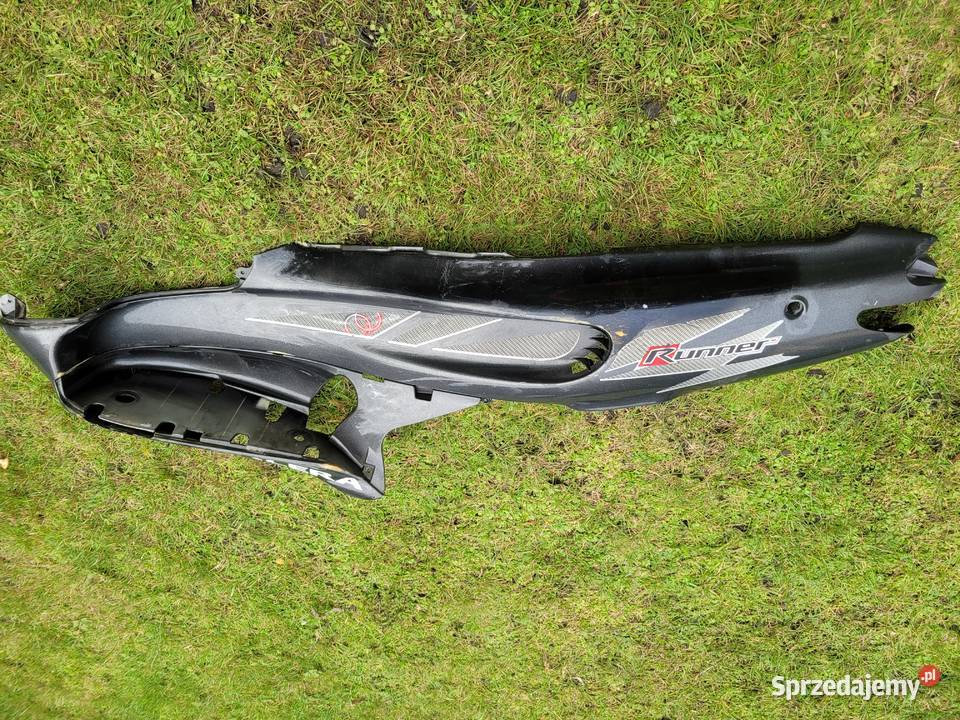 GILERA RUNNER bok boczek plug podloga owiewka sprzedam