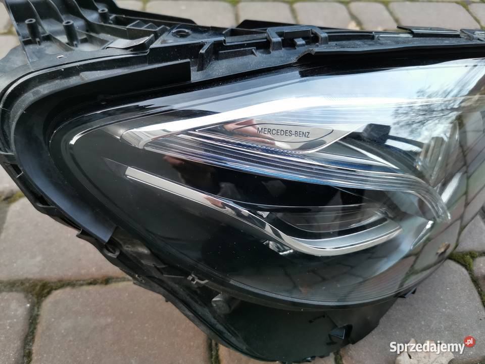 MERCEDES EKLASA W213 REFLEKTOR PRAWY MULTIBEAM Świerzawa