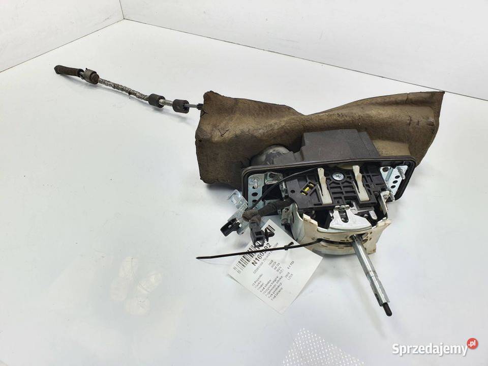 DŹWIGNIA ZMIANY BIEGÓW AUDI A8 D3 4E1713041 Lipno