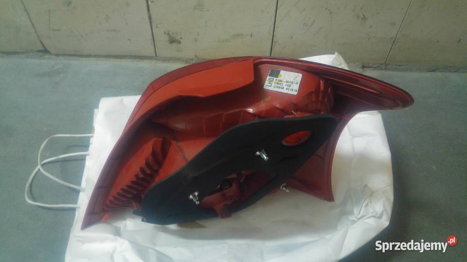 Oryginalna lampa Toyota Yaris II LUNA 2008 tył mazowieckie Warszawa