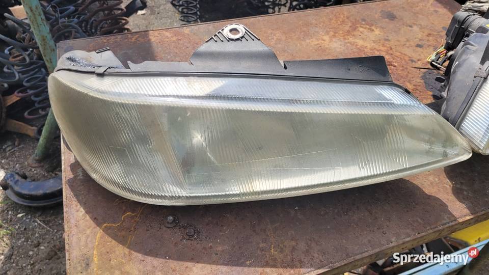 Lampy przód Peugeot 406 mazowieckie Łagów