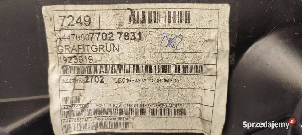 MERCEDES VITO W447 ŚLIZG ZDERZAKA PRAWY PRZÓD osobowe dolnośląskie