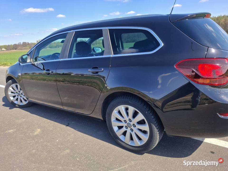 Opel Astra J Cosmo 17 cdti ZADBANA 2011 kujawsko-pomorskie Brodnica