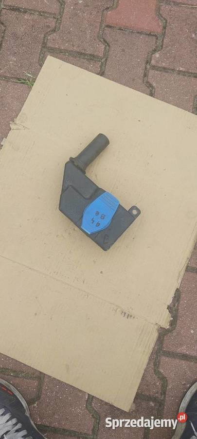 Wlew płynu spryskiwaczy AUDI A4 B8 A5 8T2955463B