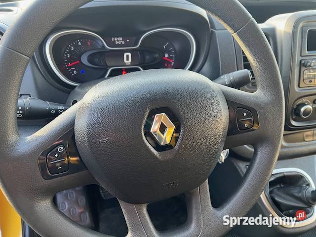 sprzedam samochód dostawczy renault trafic L2H1 mazowieckie Bielsk