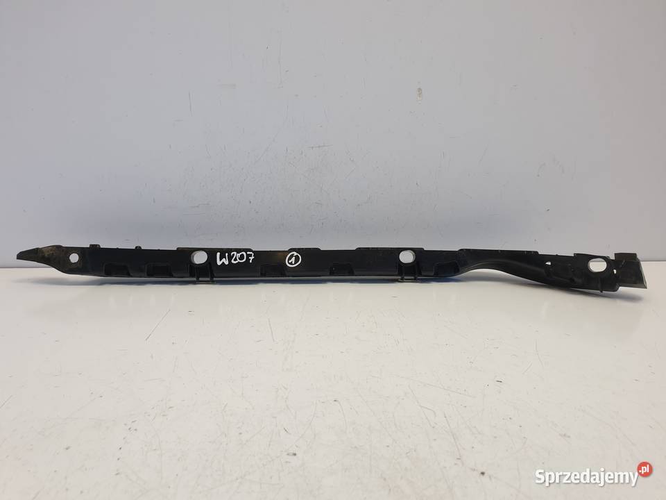Mercedes W207 C207 A207 ŚLIZG ZDERZAKA Prawy tył sprzedam