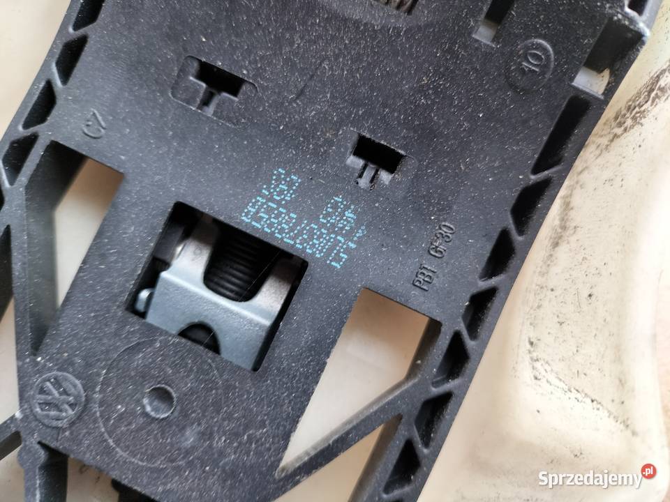 SKODA OCTAVIA 3 KOMBI 5E1837015 KLAMKA ZAMEK lubelskie Kamień-Kolonia