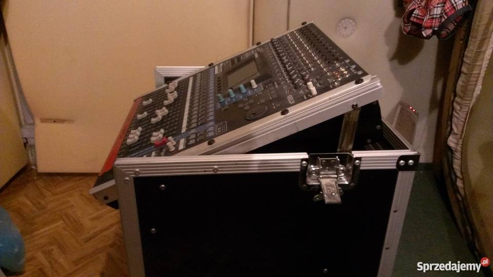 Case Rack 16U z mechanizmem kątowym sprzedam