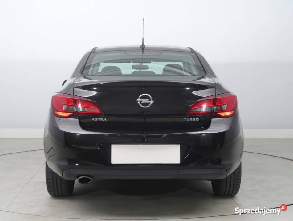 Opel Astra 14 T Bielany Wrocławskie
