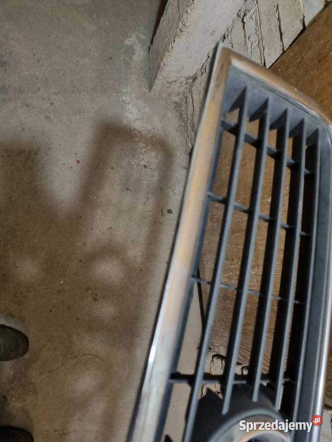 Grill atrapa osłona chłodnicy A6 C5 polift Opole