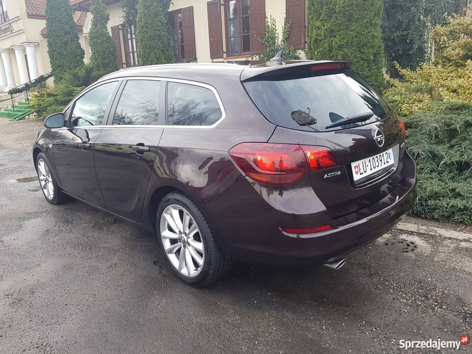 Opel Astra J 14 Turbo COMSO ksenon skóra