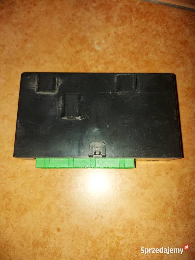 Volvo v40 moduł centralnego zamka 30889927 Części samochodowe Bolesławiec sprzedam