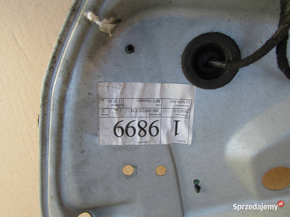 MECHANIZM OPUSZCZANIA SZYB TYLNY PRAWY VW PASSAT sprzedam
