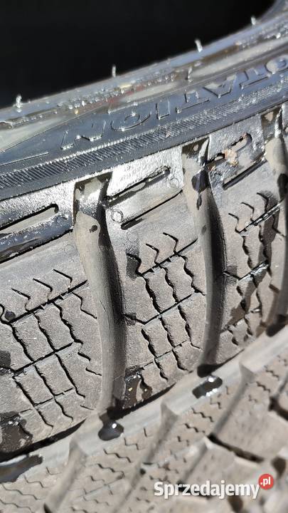 Opony Pirelli Sottozero 22545 R17 zimowe winter