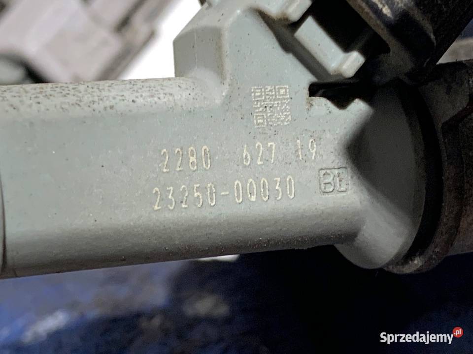 LISTWA WTRYSKOWA TOYOTA AYGO II 232500Q030 10 69 podkarpackie