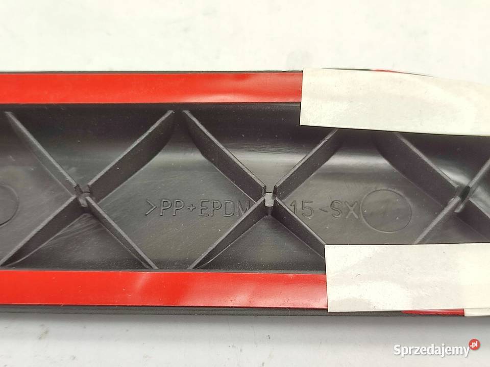 LISTWA BŁOTNIKA LEWY TYŁ FIAT PUNTO 14 2009