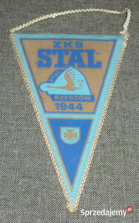 ZTS Łabędy Gliwice ZKS Stal Rzeszów proporczyk Piekary Śląskie sprzedam