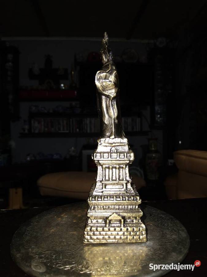 Statua Wolnosci Suwałki