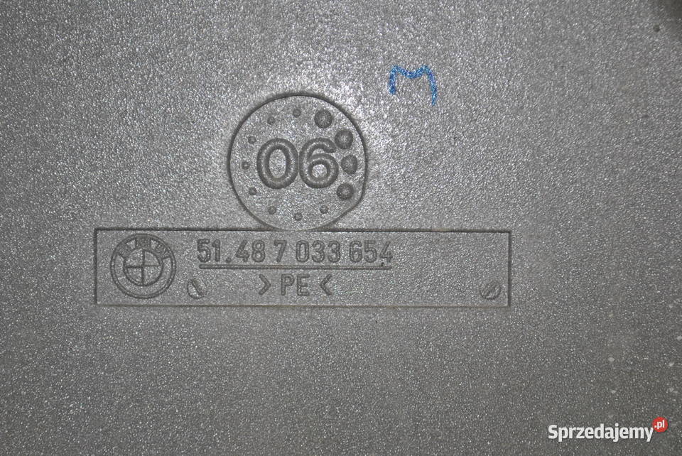Wygłuszenie drzwi prawy tył BMW E60 E61 izolacja Poręba