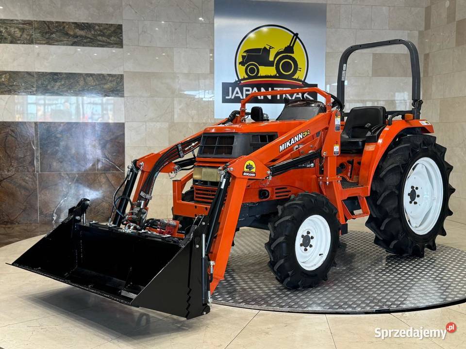 Kubota GT8 z Ładowaczem czołowym TUR4X4 Radomsko sprzedam