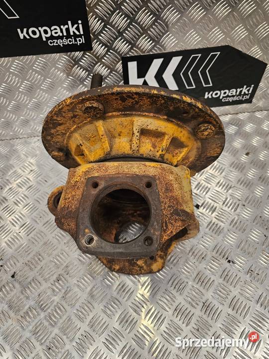 Lewa zwrotnica z piastą koła JCB 3CX i 4CX