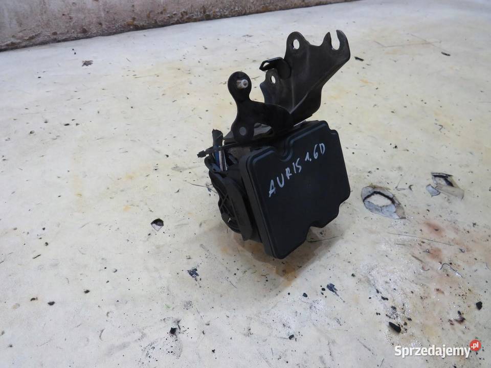 POMPA ABS AURIS II LIFT 16 D4D 4454002530 sprzedam