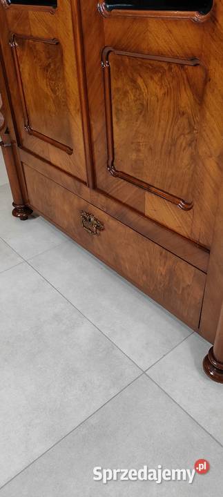 Ekskluzywna biblioteka witryna Ludwik Filip Antyki Łagów