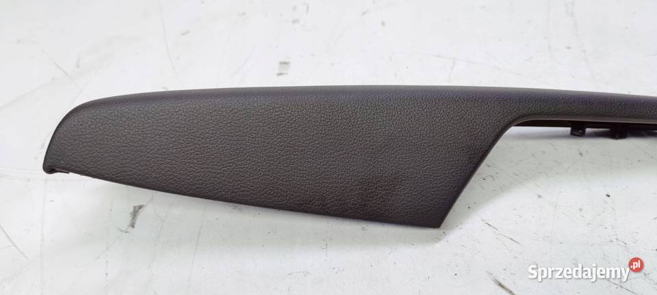 PODŁOKIETNIK PRAWY PRZÓD AUDI A4 B9 8W0867174D osobowe