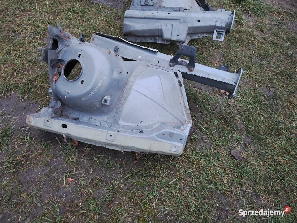 Bmw e46 sedan ćwiartka przednia prawa silbergrau Pasy przednie i tylne Karoseria Aleksandrów Łódzki