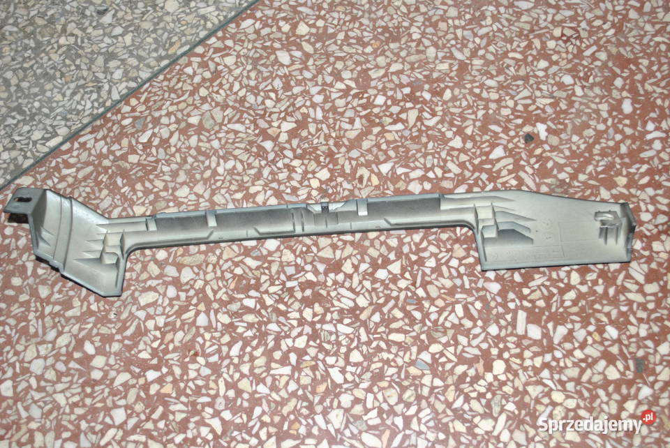 Dekor deski rozdzielczej wokół radia BMW E46 śląskie