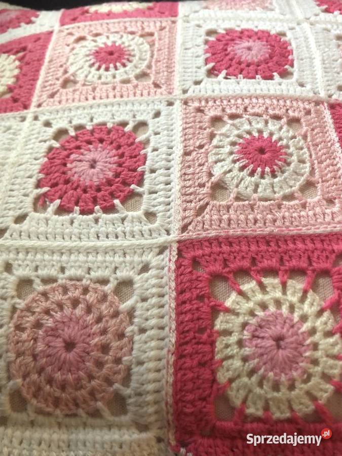 Poszewki na poduszki z kwadratów Babuni NOWE na Zegrze