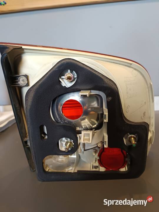 Lampa Tylna Prawa Klapy Touareg 7L 2004r Inowrocław