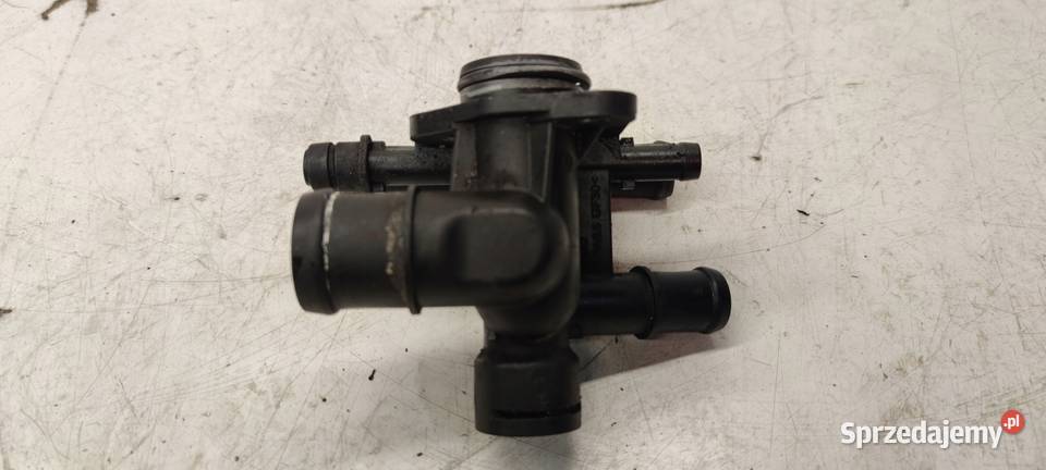 KRÓCIEC WODY RURKI AUDI A3 8P 20 TFSI 06F121133H osobowe Przystajń