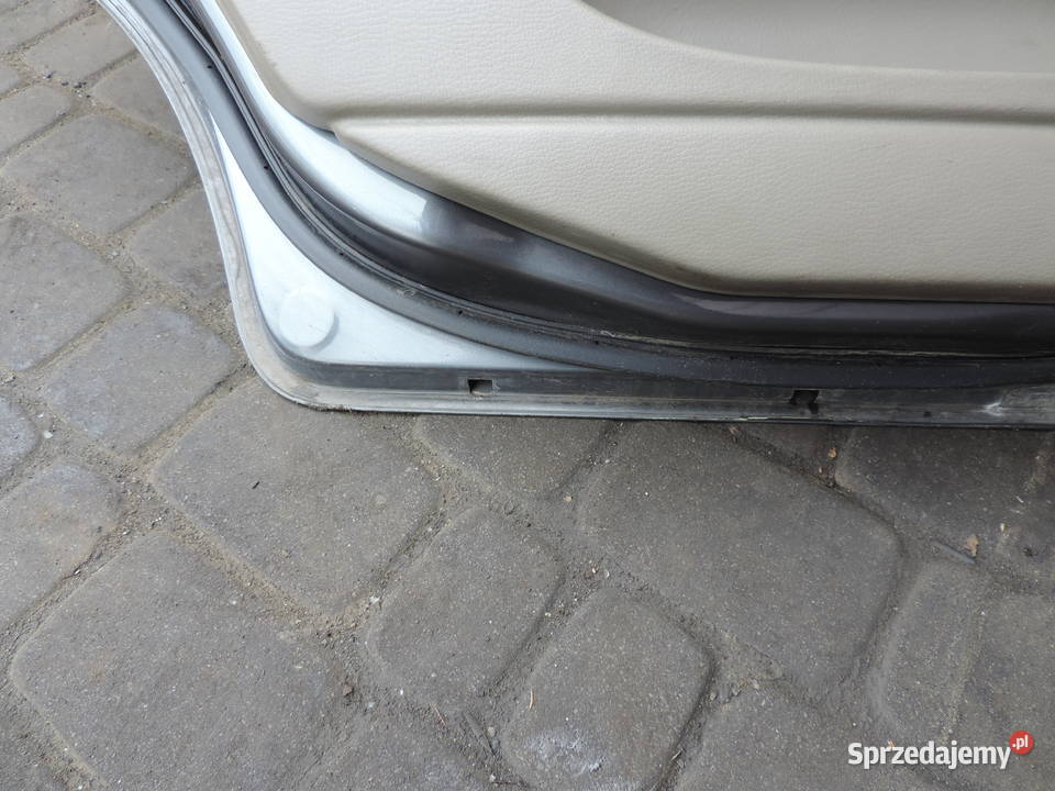 VOLVO V40 I FL DRZWI LEWE TYLNE TYŁ 34722 osobowe Nowy Sącz
