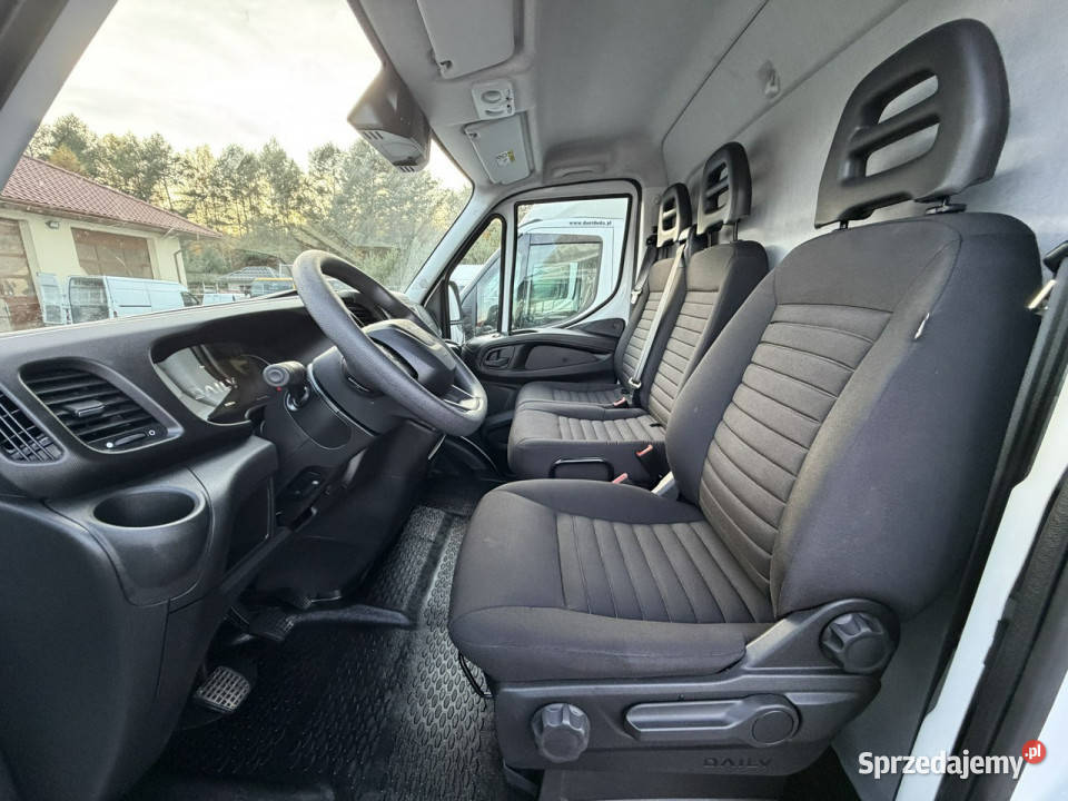 Iveco Daily 35C16 V Kontener Winda 750 Na Widełki