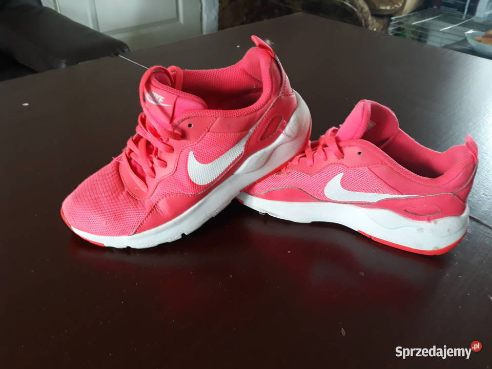 Sportowe NIKE lubelskie Czerniejów